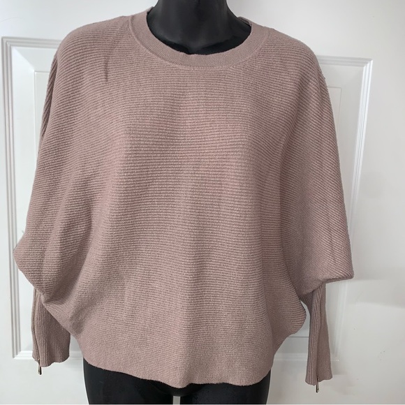 Philosophy Sweaters - Philosophy EUC Taupe Dolman Zip Sleeve Pullover Ribbed Knit Sweater size L